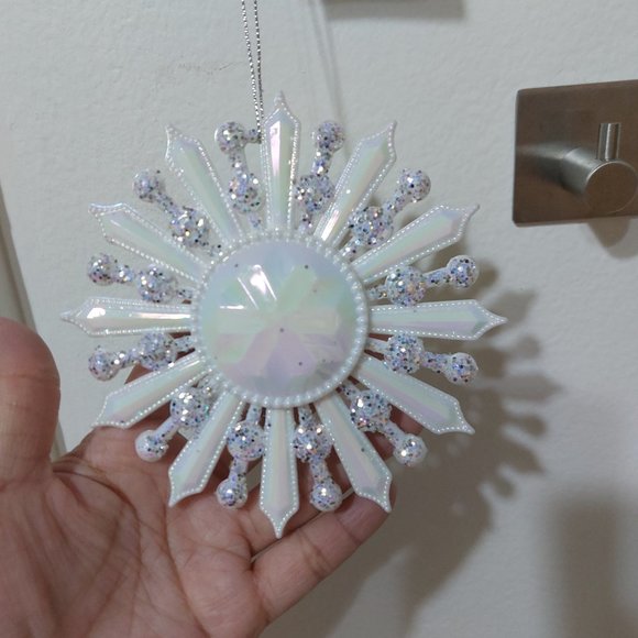 Shiny Glittering Snowflake Ornament - Picture 6 of 6